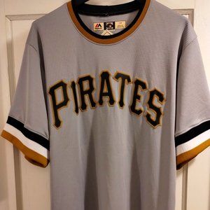 MLB Pittsburg Pirates Cooperstown Majestic Jersey Size: Men Large
